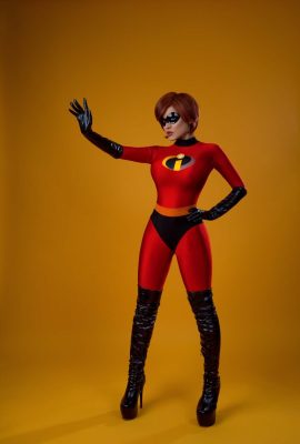 Kalinka Fox – Elastigirl