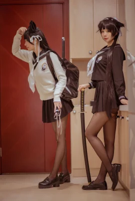 Ono girl với đồng phục học sinh (29 ảnh)