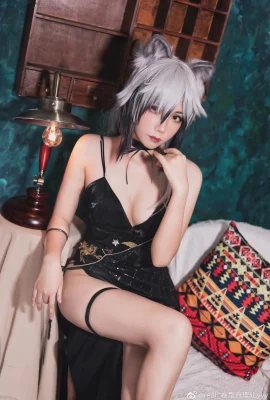Arknights Black @real_roll gõ sự thật liLyyy (9 ảnh)