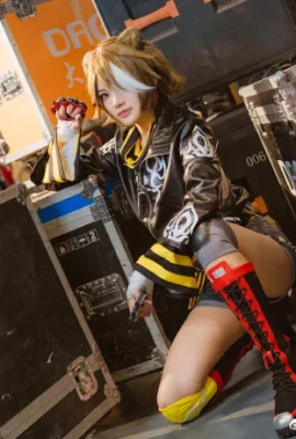Arknights Hunting Bee@-JUJU Juice không đá- (Nhiếp ảnh: @鲁斯菲) (9 ảnh)