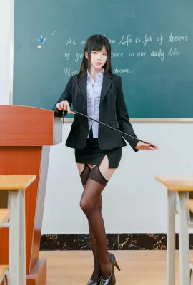 “Cô giáo gợi cảm” Tất đen và tất đen quá quyến rũ của Shimizu Yuno (45 ảnh)