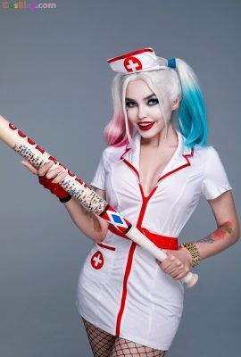 Kalinka Fox – Y tá Harley Quinn