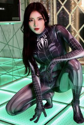 cosplay người nhện kiki
