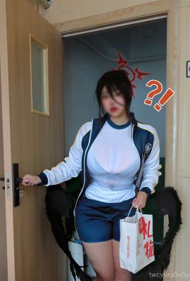 yura – Hasumi Hanekawa (phiên bản màu trắng)