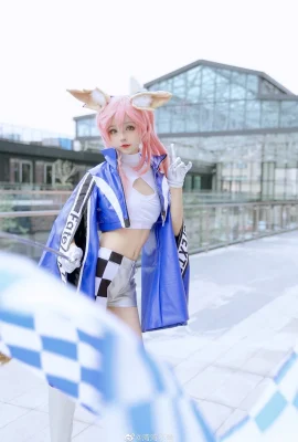 FGO Tamamo Mae Racing ver. @万万不 uốn cong (8 ảnh)