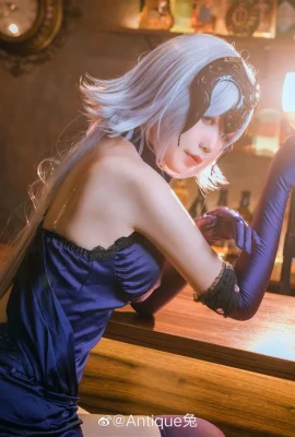 fgo Hình ảnh cosplay gợi cảm của Joan of Arc Bar[CN: Antique Rabbit](11 ảnh)