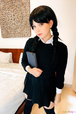 CatiCornplay – Thứ tư Addams