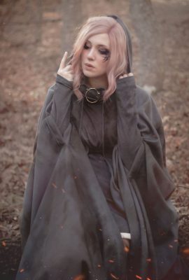 Tina Kinz – Chiếc Nhẫn Thần Tiên