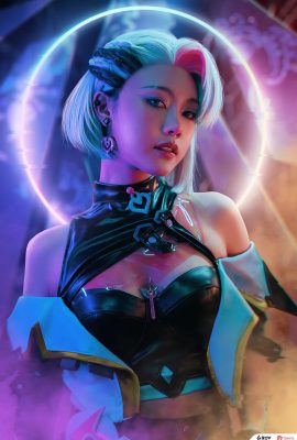 Cosplay Arena of Valor Full Moon: Kunchorn Violet