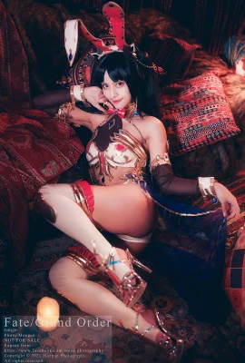 (淳 Jyun) Phiên bản bộ đồ thỏ Ishtar (Fate Grand Order)