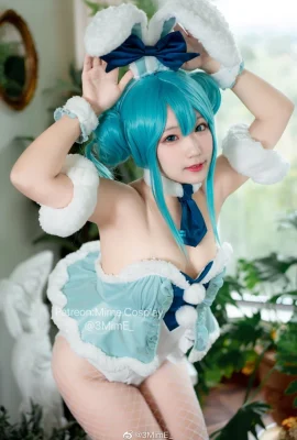 Hatsune Miku White Bunny Girl @3MimE_ (9 ảnh)