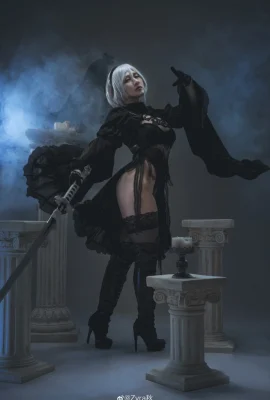 NieR: Automata 2B (màu trắng): @你里松_, 2B (màu đen): @Zyra秋 (9 ảnh)