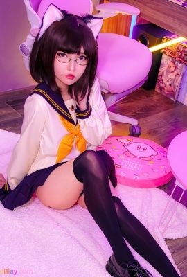 Godzilla khoai tây – Tatami Neko-chan ở Seifuku