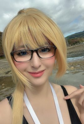 (Konomi) Hôm nay là ngày thi đấu bơi lội nên Jeanne