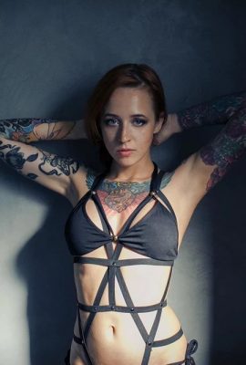 (Suicide Girls) JaneSinner – Thân trong sạch, tâm trí bẩn