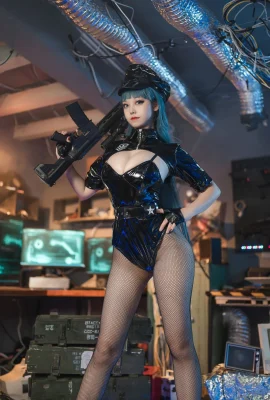 蜜汁猫裘 女警2