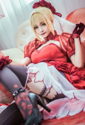 Cuộn lớn, cuộn nhỏ, Nero Claudius