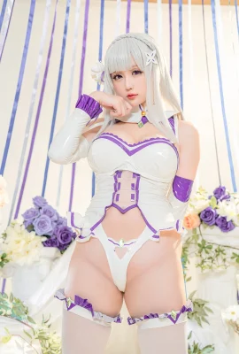 Hoshilily Hoa Hậu Ngôi Sao Chichi Cosplay Emilia