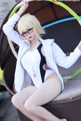 Khoai tây Godzilla Cosplay Jeanne d’Arc Đồ bơi