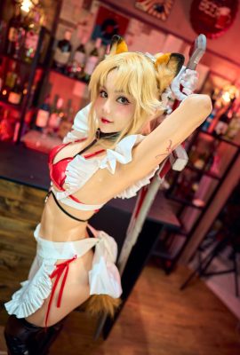 Joyce – Cô hầu gái Mordred