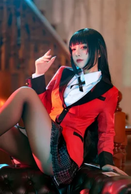 Cosplay Nửa Nửa Rắn Mạnh Tử