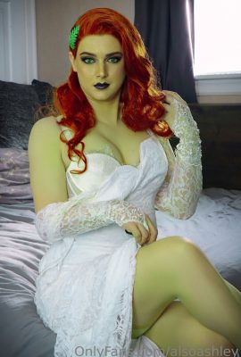 Ashley Barron – Cô dâu cây thường xuân độc