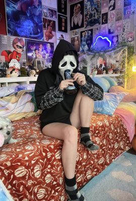 Màu Chàm Trắng – Ghostface