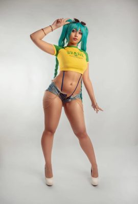 Dira Cosplay – Miku người Brazil