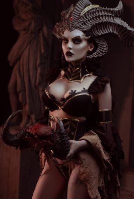 Kalinka Fox – Lilith