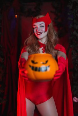 Nomiteee – Scarlet Witch