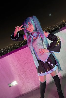 L Lilares – Miku
