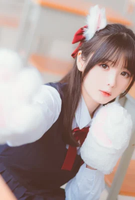 Frost Moon Shimo – No.034 Cô gái dễ thương (17 ảnh)