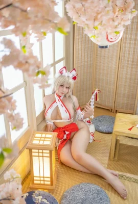 Kaneko_ka Meow – Phù thủy Fox (43 ảnh)