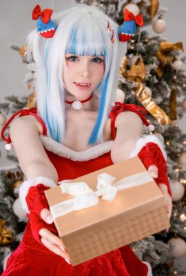 Suna Bunny – Giant Gura Christmas